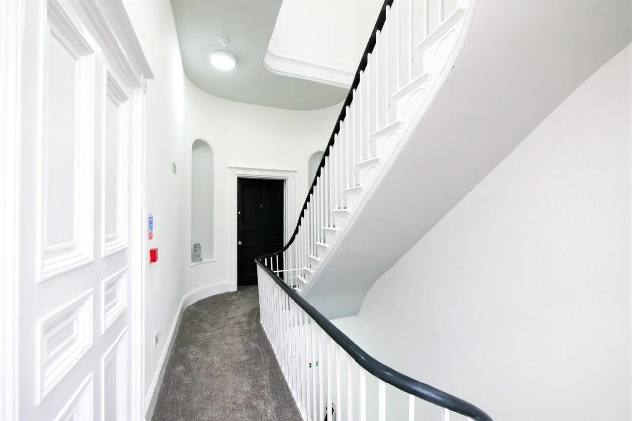Margaret'S Terrace By Fortuna Property Cheltenham Exterior photo