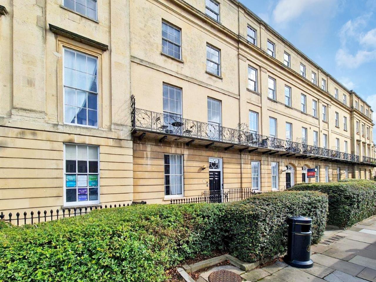 Margaret'S Terrace By Fortuna Property Cheltenham Exterior photo
