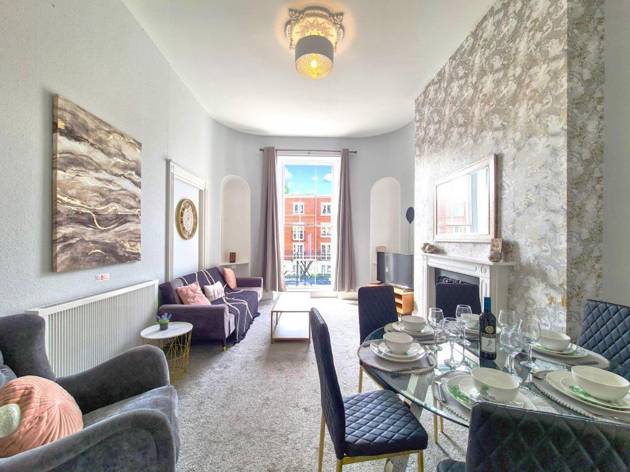 Margaret'S Terrace By Fortuna Property Cheltenham Exterior photo