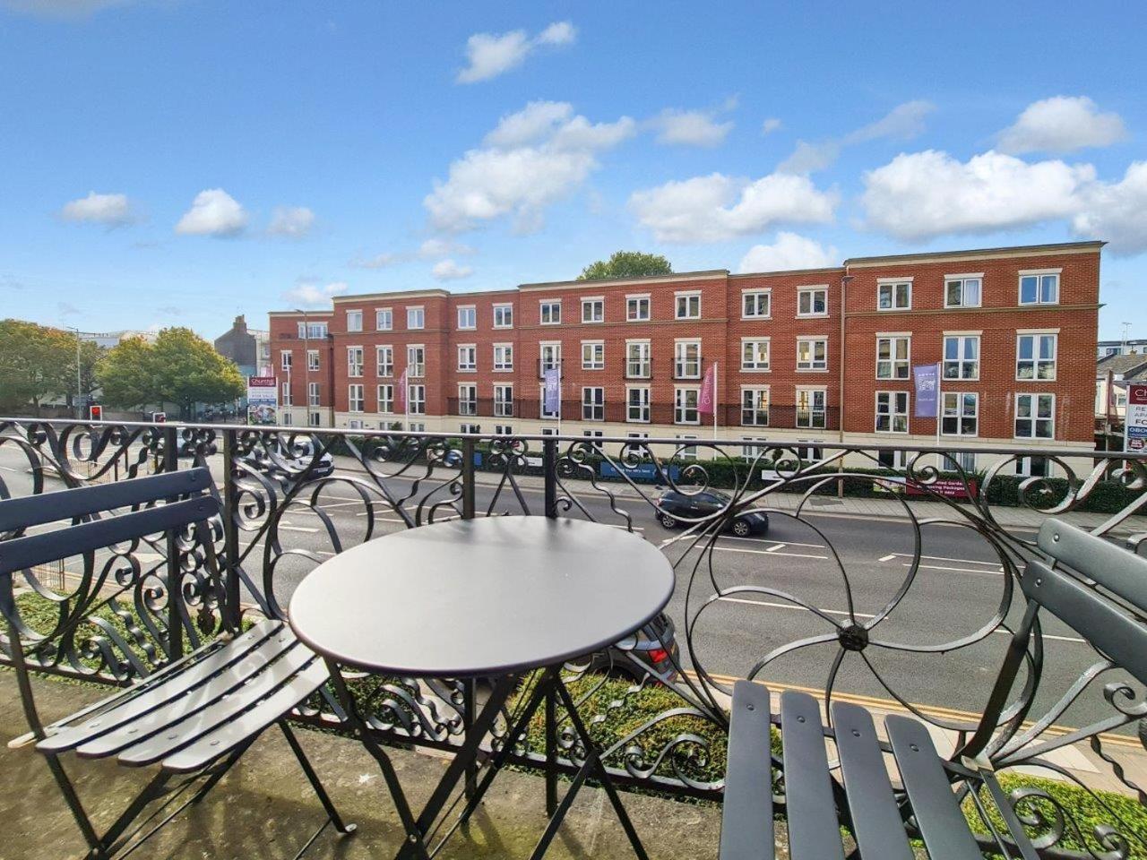 Margaret'S Terrace By Fortuna Property Cheltenham Exterior photo