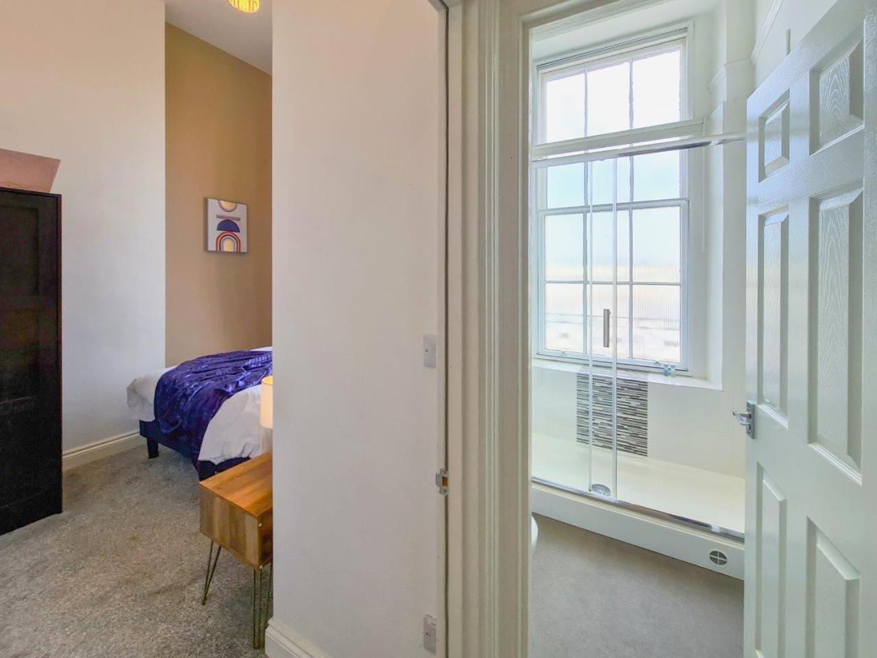 Margaret'S Terrace By Fortuna Property Cheltenham Exterior photo