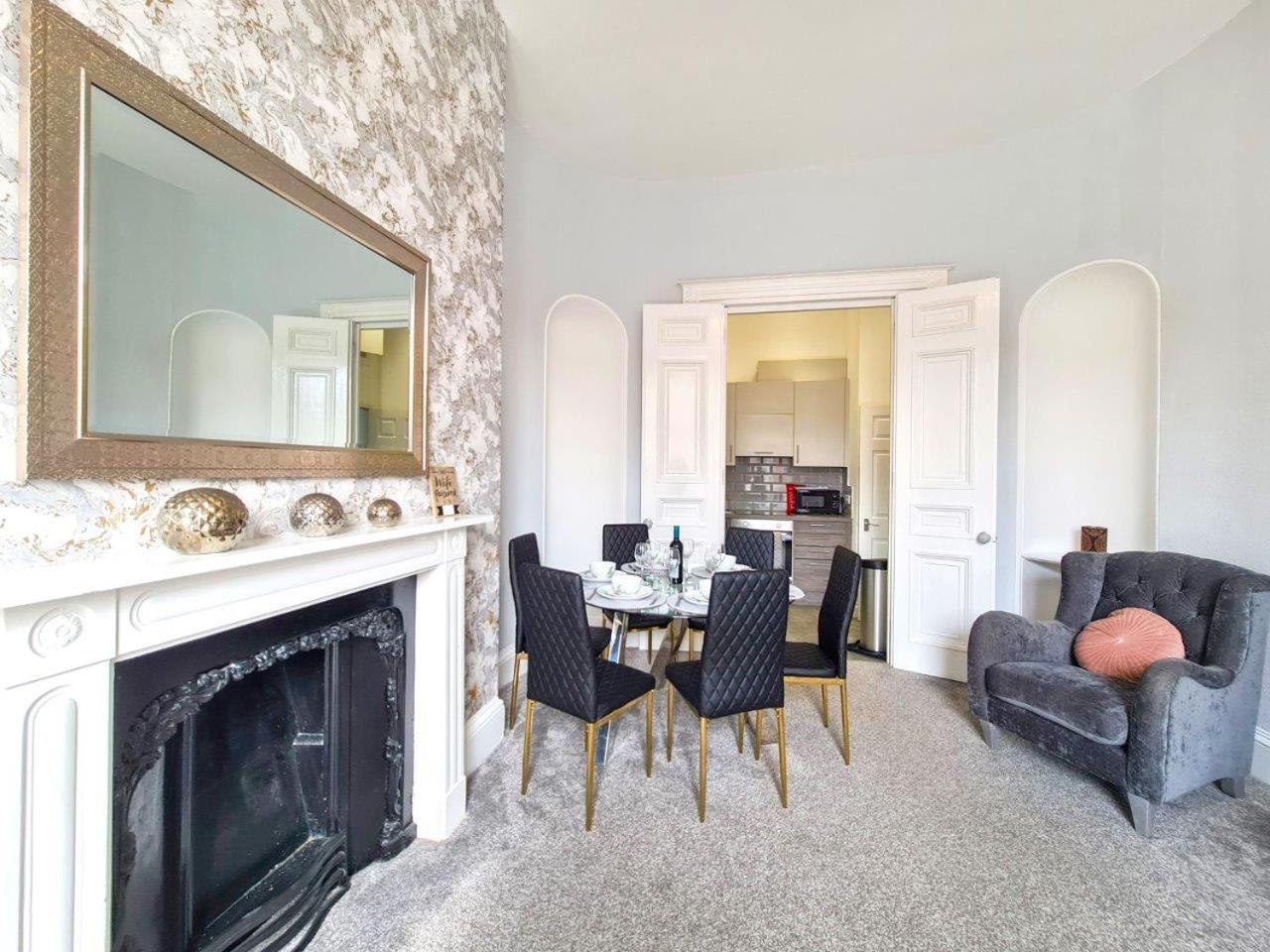Margaret'S Terrace By Fortuna Property Cheltenham Exterior photo