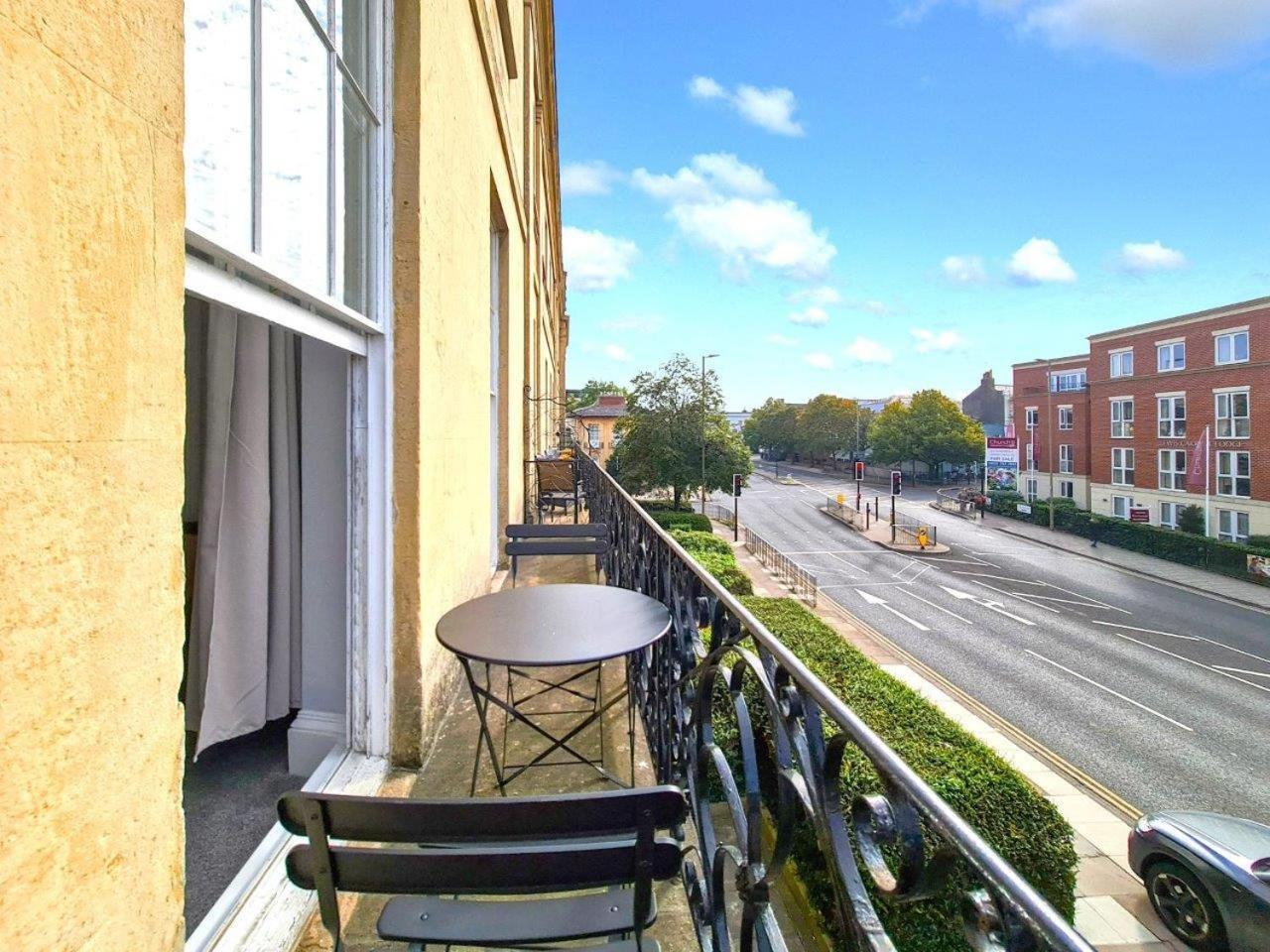 Margaret'S Terrace By Fortuna Property Cheltenham Exterior photo